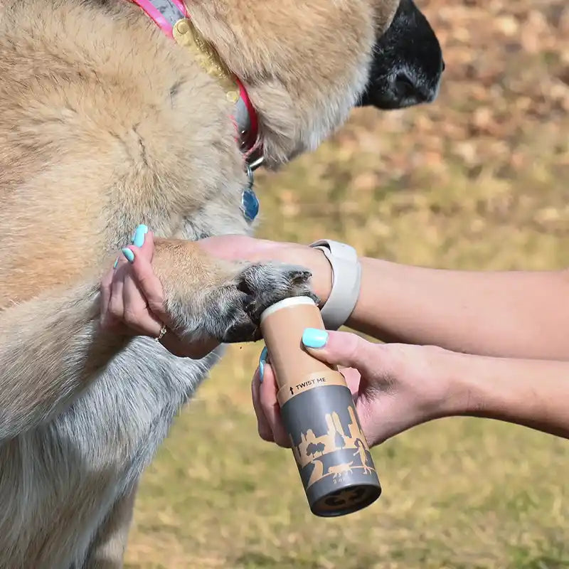 paw wax street wax being applied